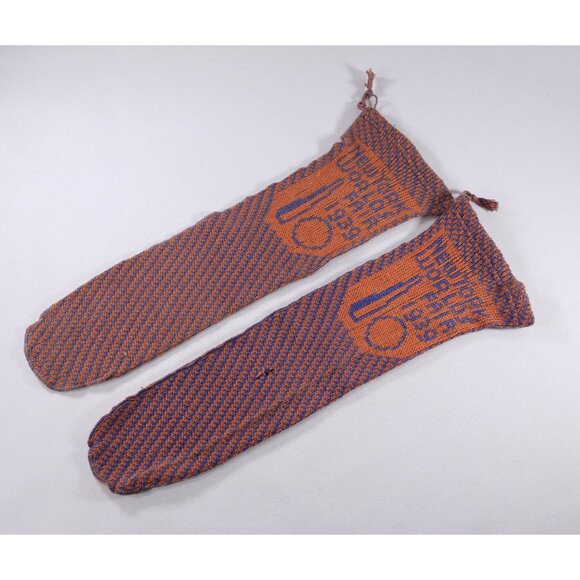 1939 New York Worlds Fair socks, Atomic Era Art Deco pair of socks in orange and - Picture 1 of 6